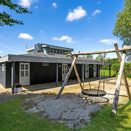 1 Bedroom In Holiday home *